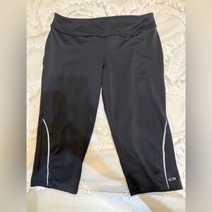 Champion Black Athletic Capris with White Accents Size XL
